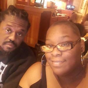 Meet your Posher, Lawrence